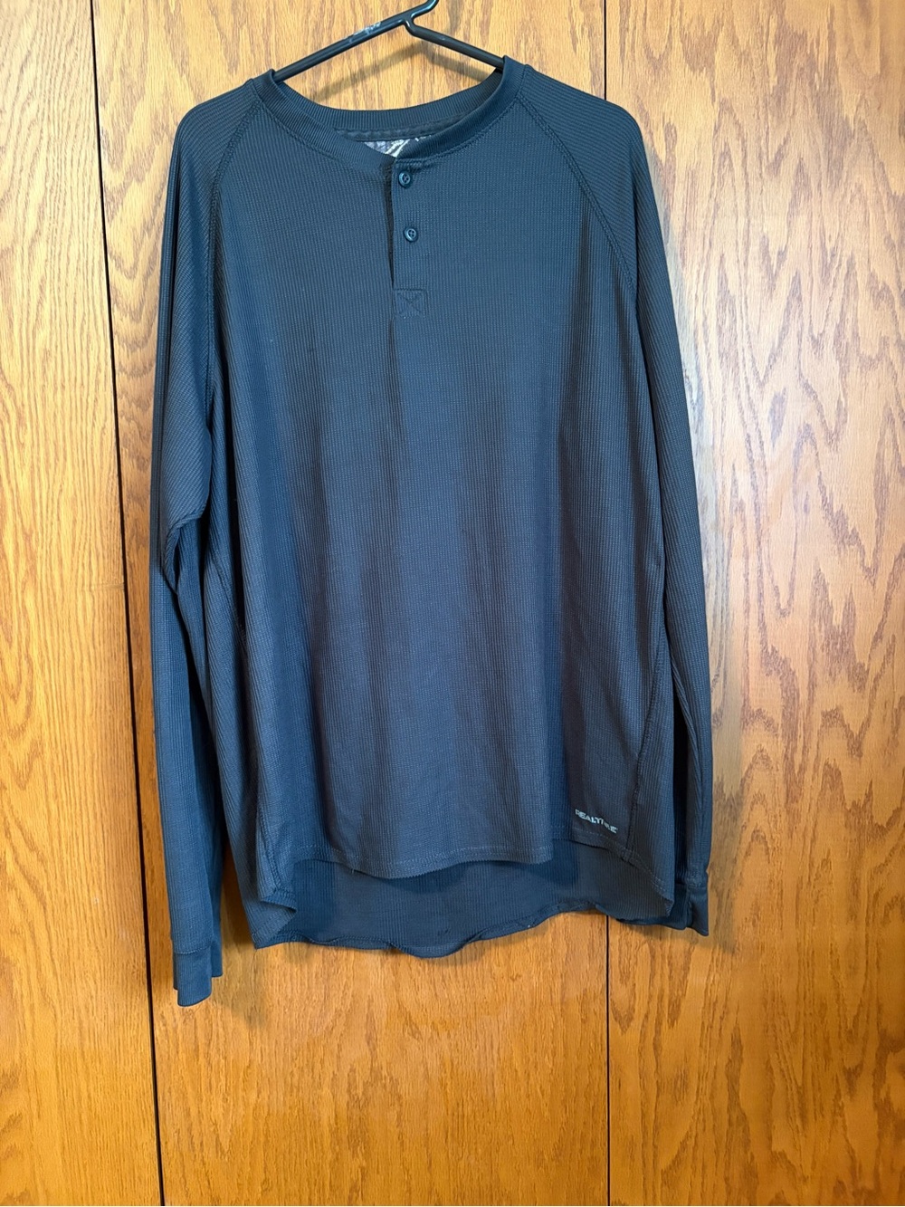Realtree Black Long-Sleeve Henley Thermal Shirt
